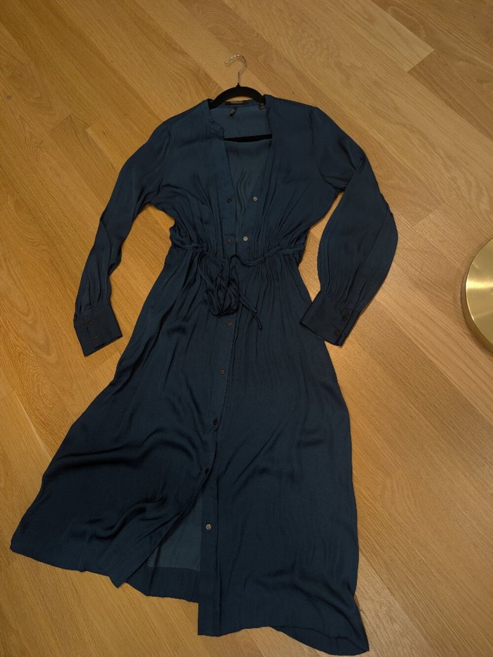 Scotch & Soda Long Sleeve V-Neck Button-Front Midi Dress in dark teal